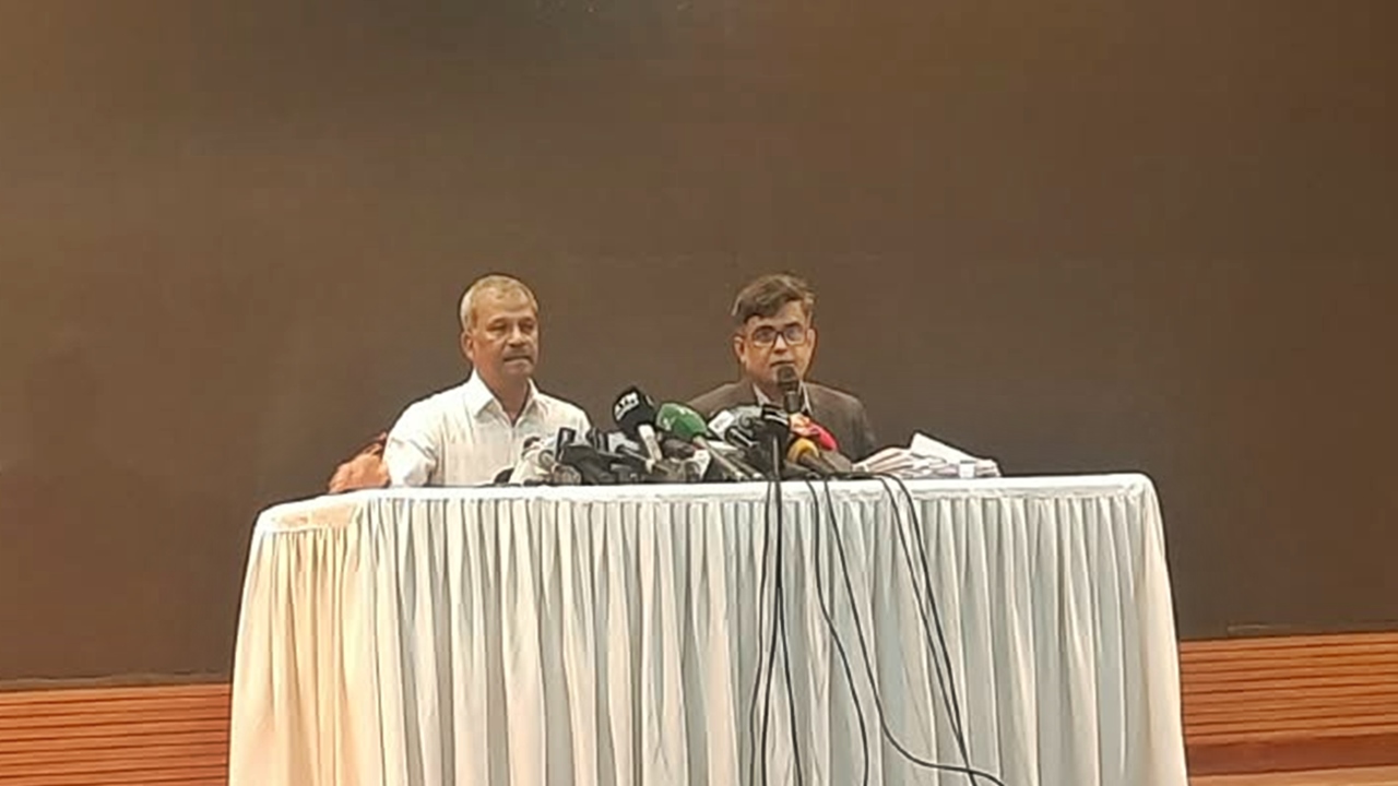 There will be a provision for ‘no’ votes in single-candidate seats: Asif Nazrul