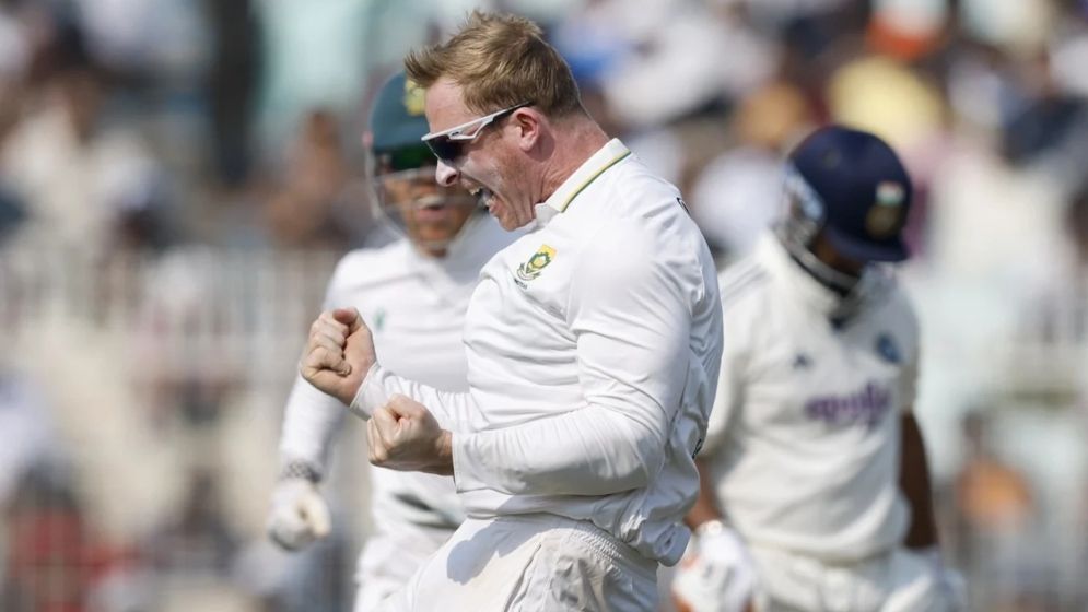 India lost by being all out for 93 runs