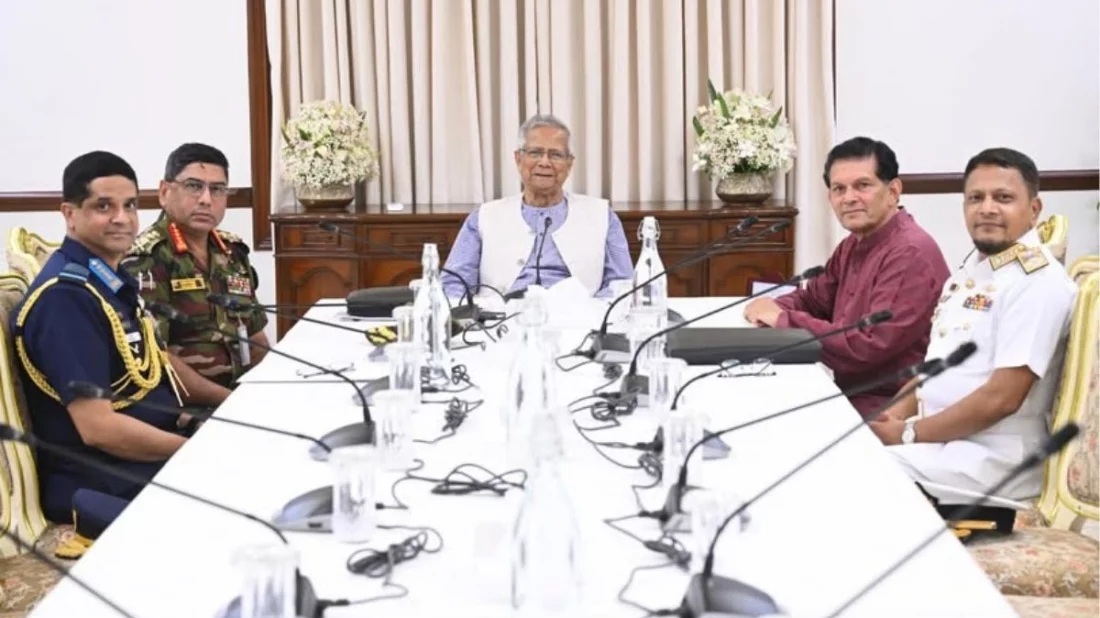 Three Chiefs of Staff meet with chief advisor on election preparations