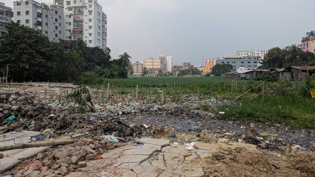 High Court orders halt to construction of police station building at lake site