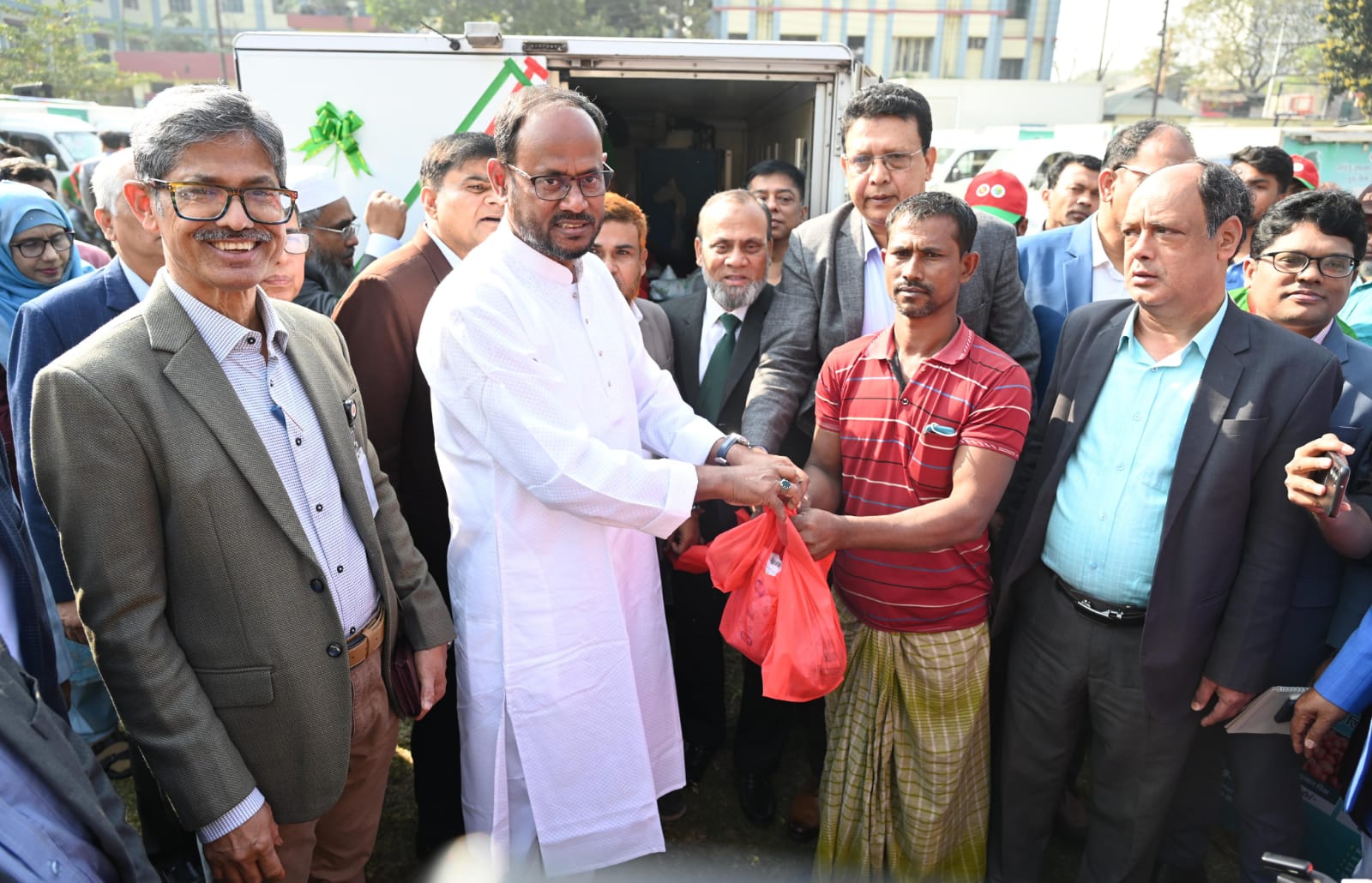 Govt to Provide Protein Foods at Subsidised Rates to 1 Million Families During Ramadan: State Minister